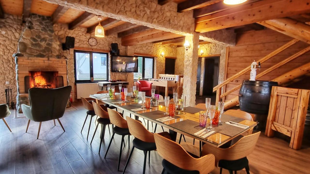 Cabana Supporter -Supporter Chalet Порумбаку-де-Сус Экстерьер фото