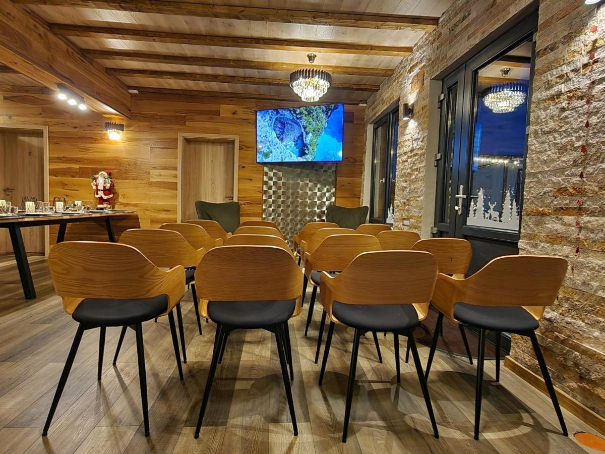 Cabana Supporter -Supporter Chalet Порумбаку-де-Сус Экстерьер фото